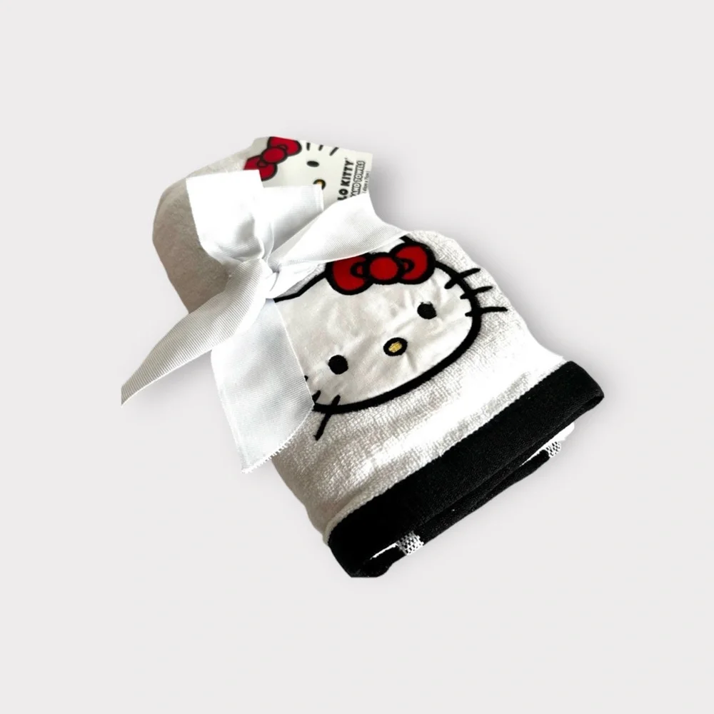 Hello Kitty Hand Towels